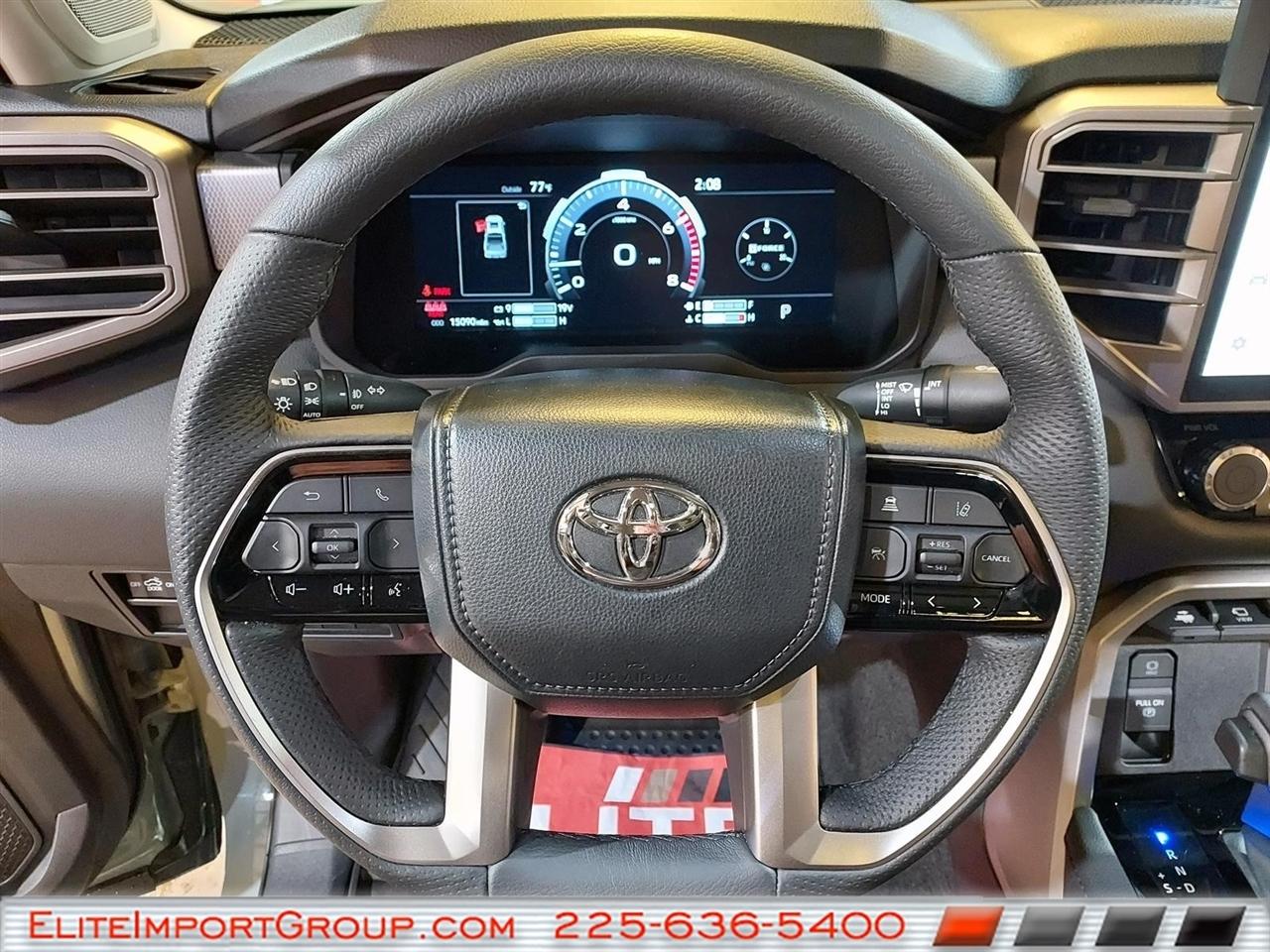 Toyota Tundra 4WD Platinum CrewMax 5.5' Bed (Natl) 2024