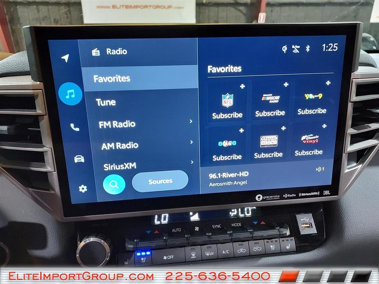 Toyota Tundra 4WD Limited CrewMax 5.5' Bed (Natl) 2023