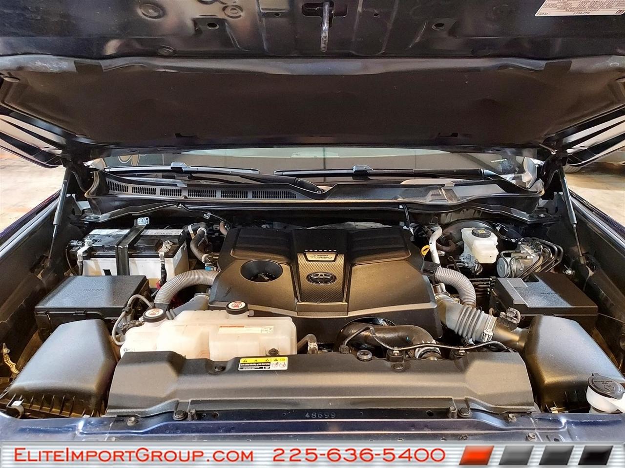 Toyota Tundra 4WD Limited CrewMax 5.5' Bed (Natl) 2023