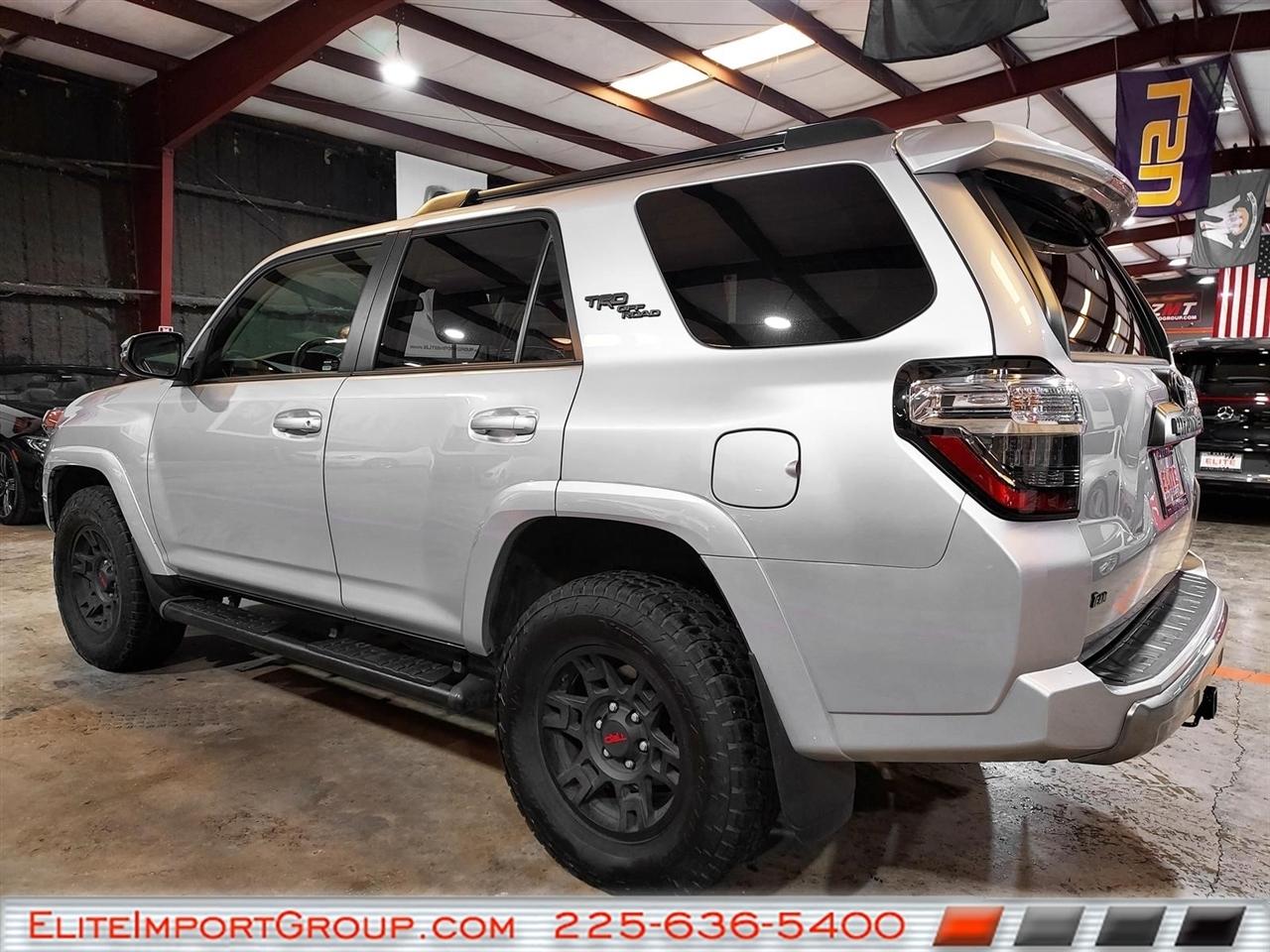 Toyota 4Runner TRD Off Road 4WD (Natl) 2024