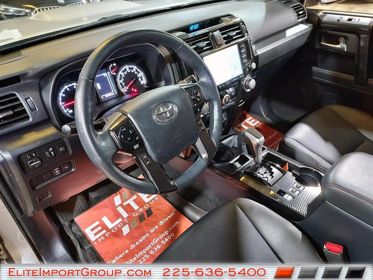 Toyota 4Runner TRD Off Road 4WD (Natl) 2024