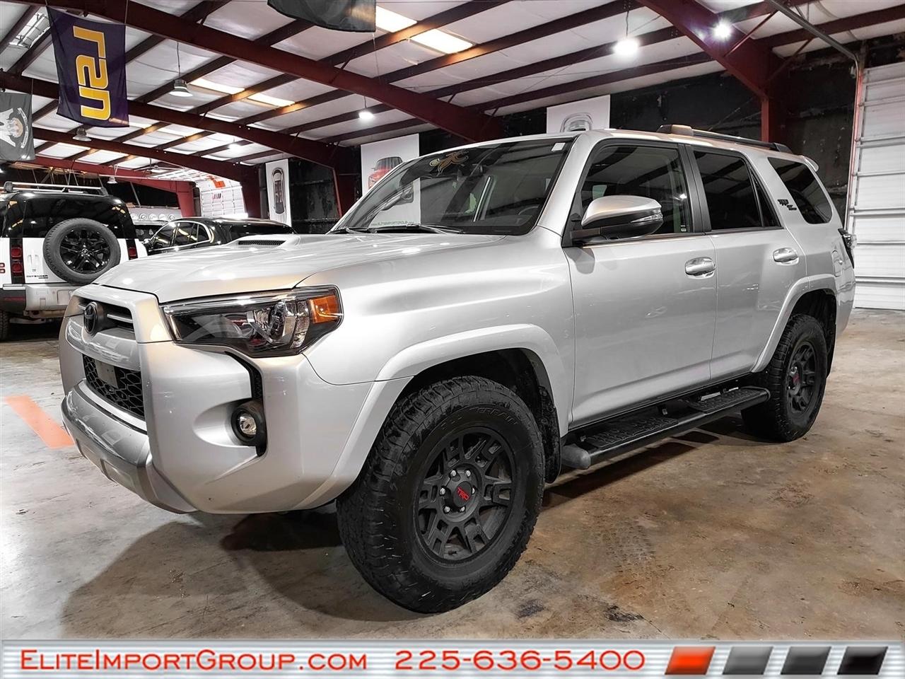 Toyota 4Runner TRD Off Road 4WD (Natl) 2024