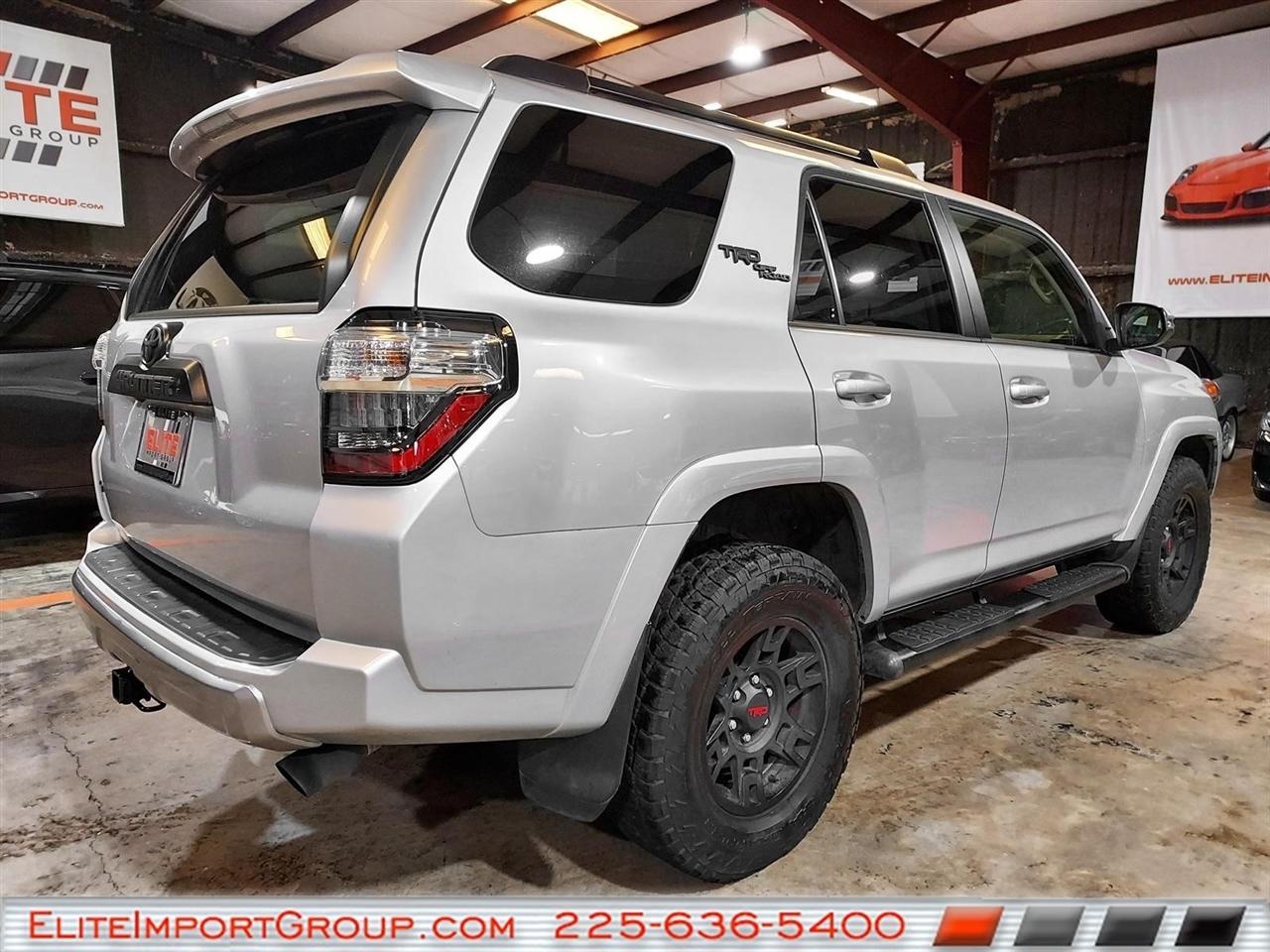 Toyota 4Runner TRD Off Road 4WD (Natl) 2024