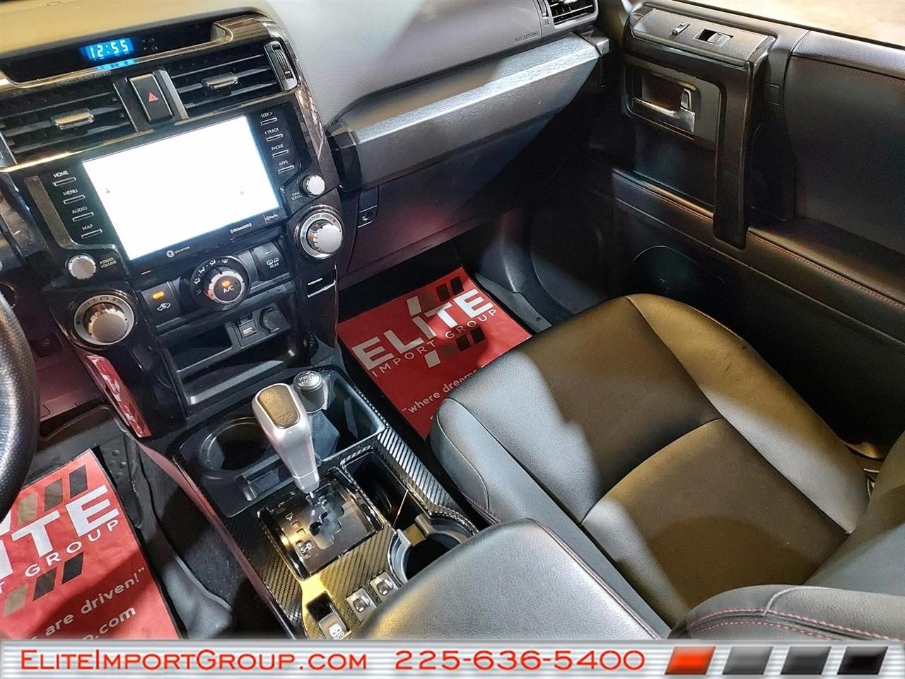 Toyota 4Runner TRD Off Road 4WD (Natl) 2024