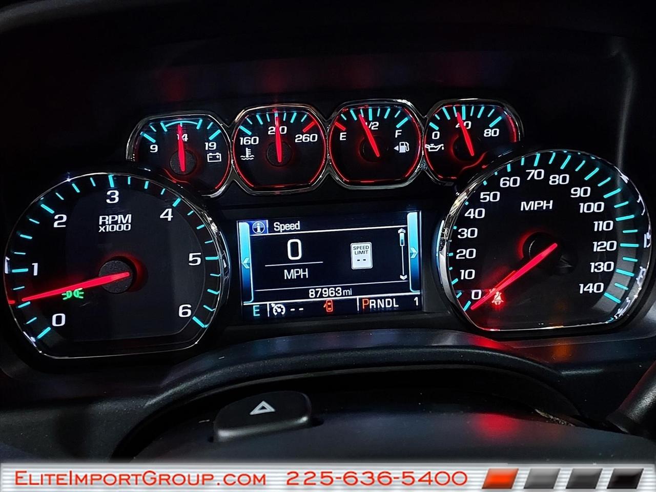 GMC Sierra 2500HD 4WD Crew Cab 153.7" SLT 2017