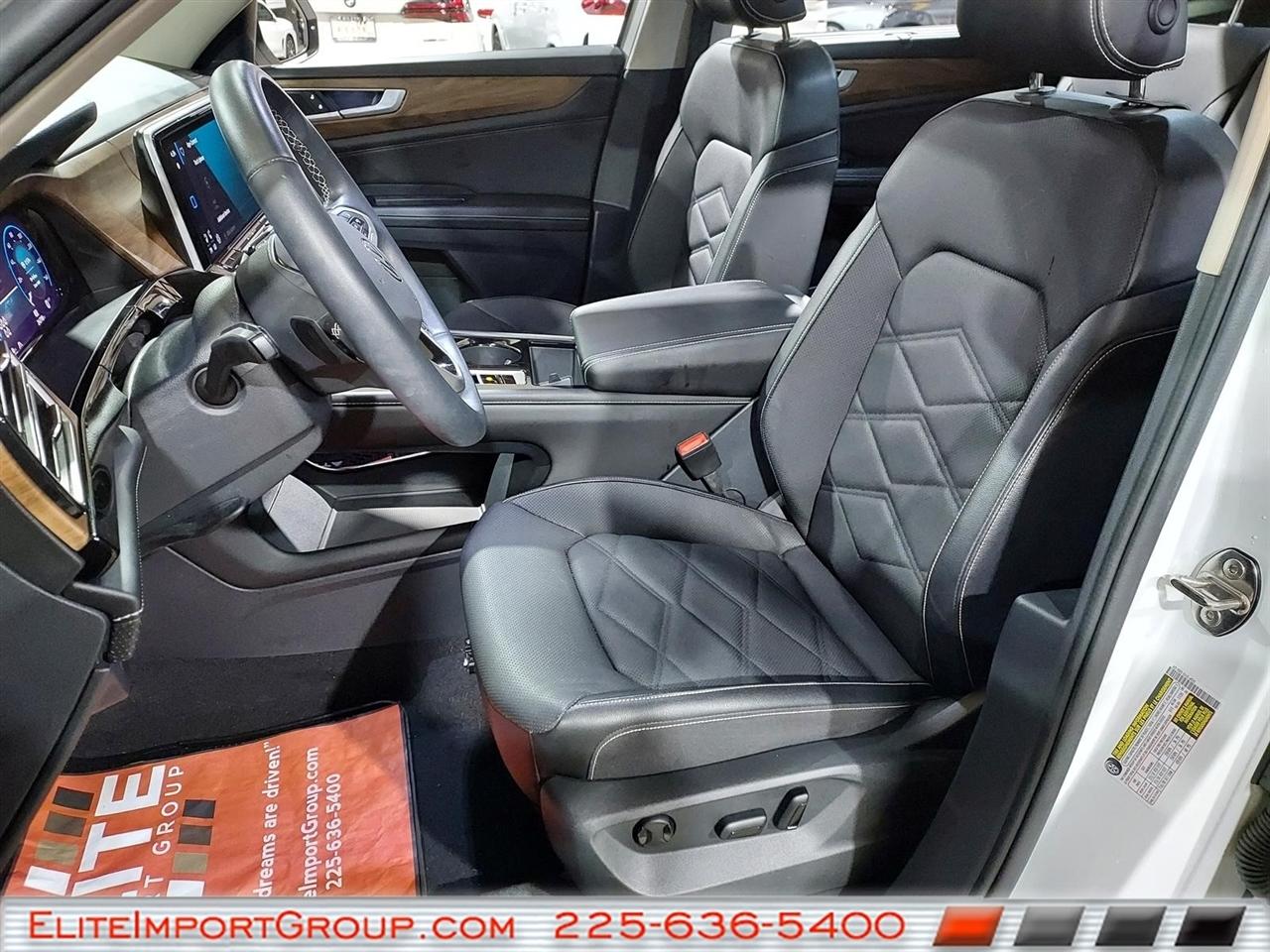 Volkswagen Atlas 2.0T SE w/Technology FWD 2024