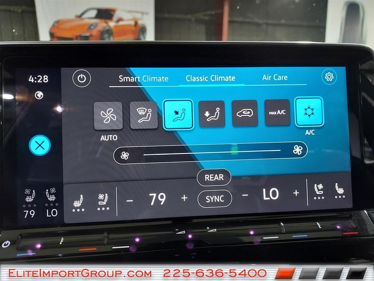 Volkswagen Atlas 2.0T SE w/Technology FWD 2024
