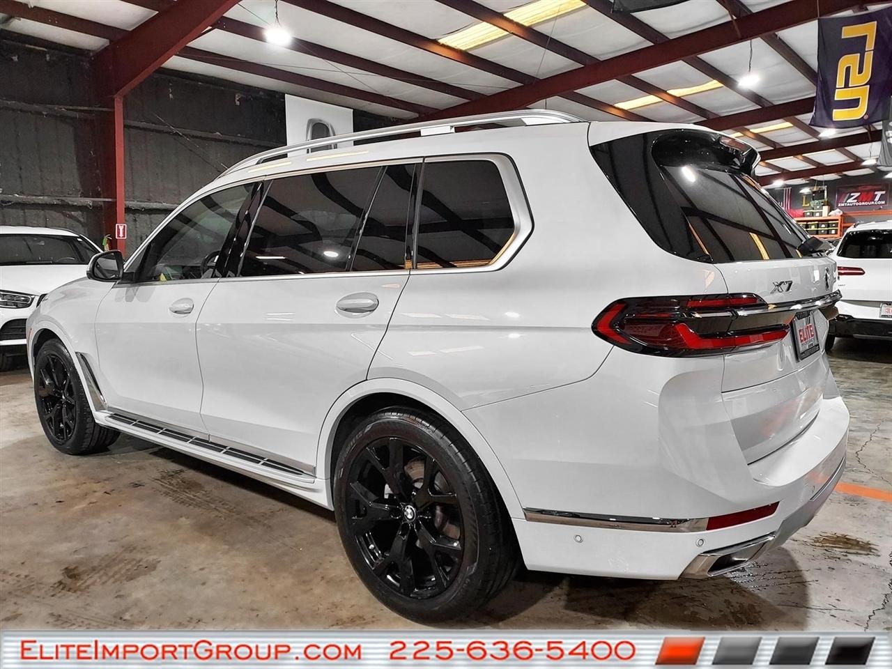 BMW X7 xDrive40i Sports Activity Vehicle 2025