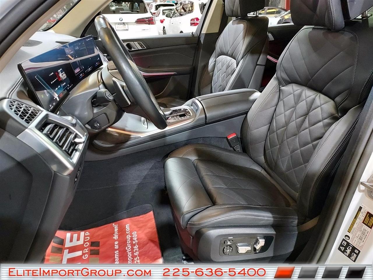 BMW X7 xDrive40i Sports Activity Vehicle 2025