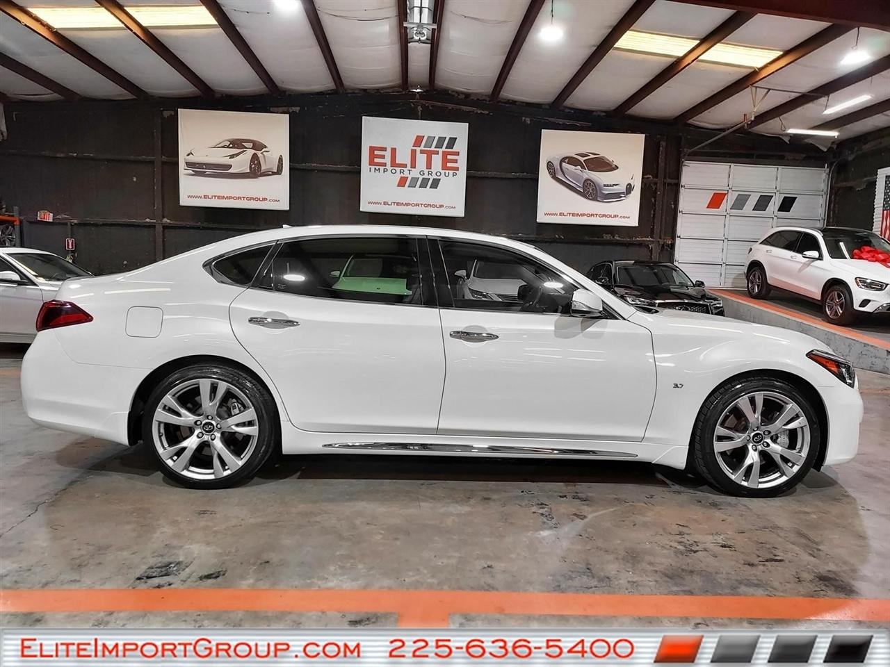 Infiniti Q70L 3.7 LUXE RWD 2019