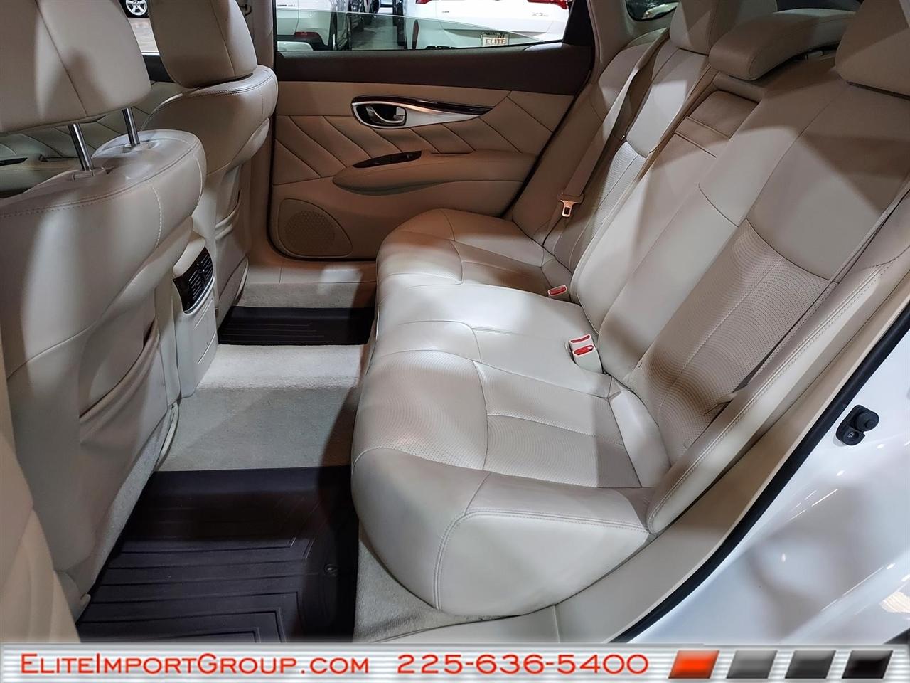 Infiniti Q70L 3.7 LUXE RWD 2019