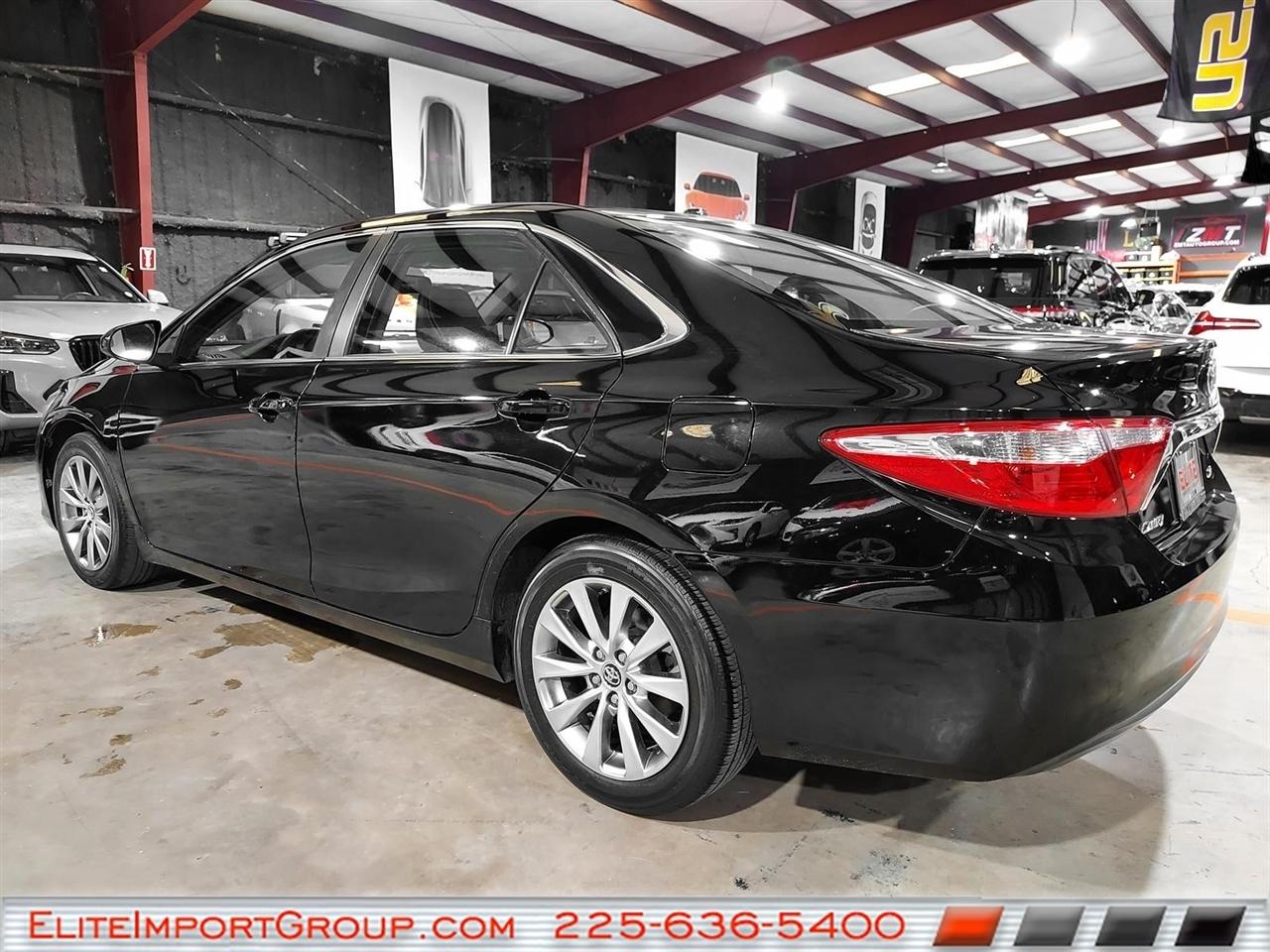 Toyota Camry 4dr Sdn I4 Auto SE w/Special Edition Pkg (Natl) 2016