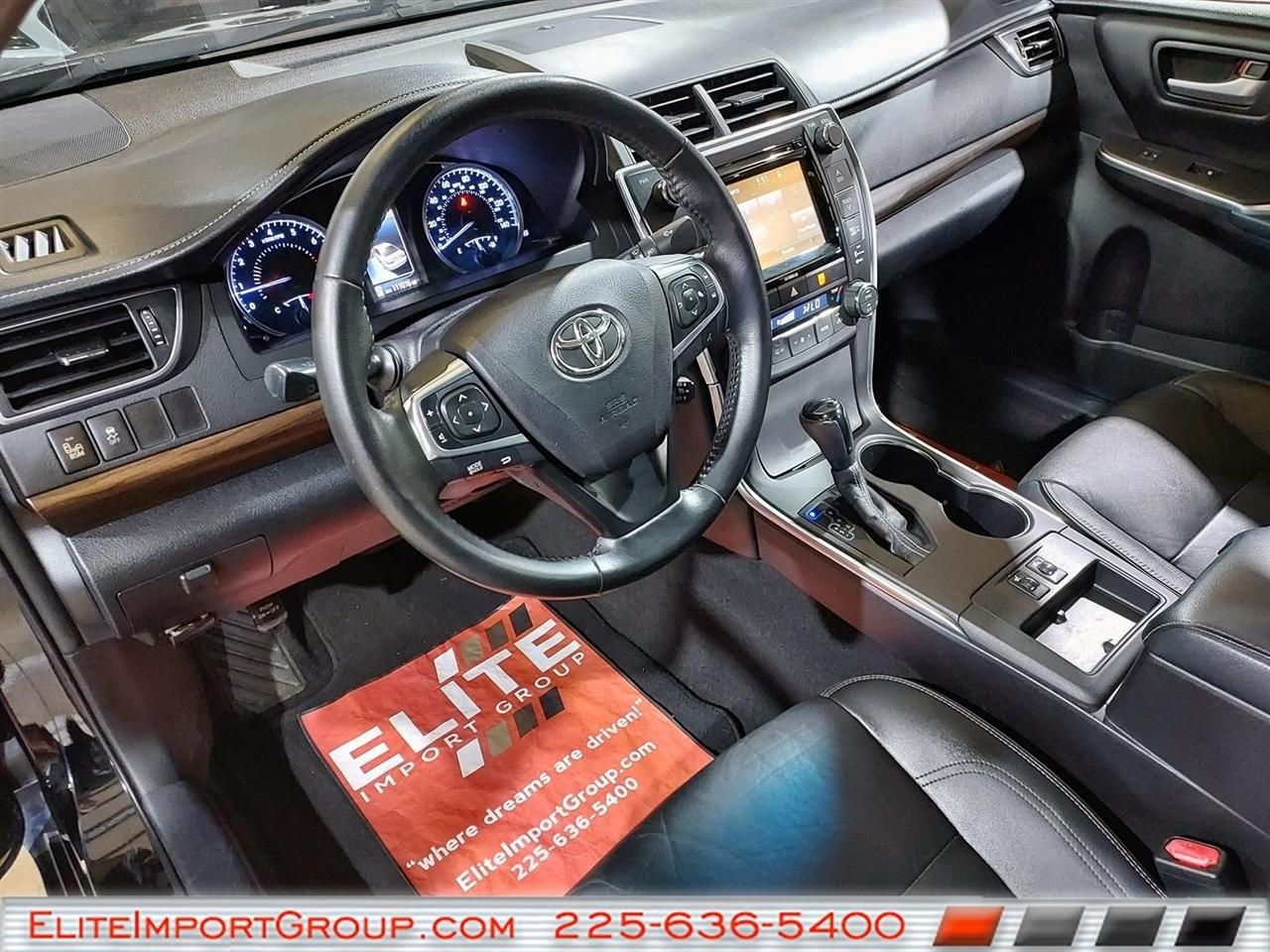 Toyota Camry 4dr Sdn I4 Auto SE w/Special Edition Pkg (Natl) 2016