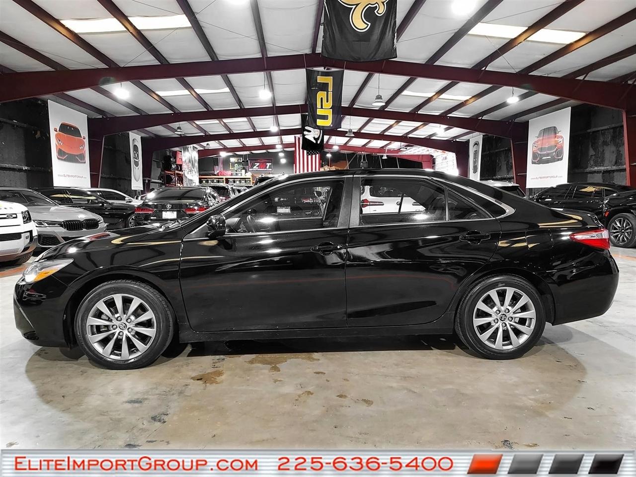 Toyota Camry 4dr Sdn I4 Auto SE w/Special Edition Pkg (Natl) 2016