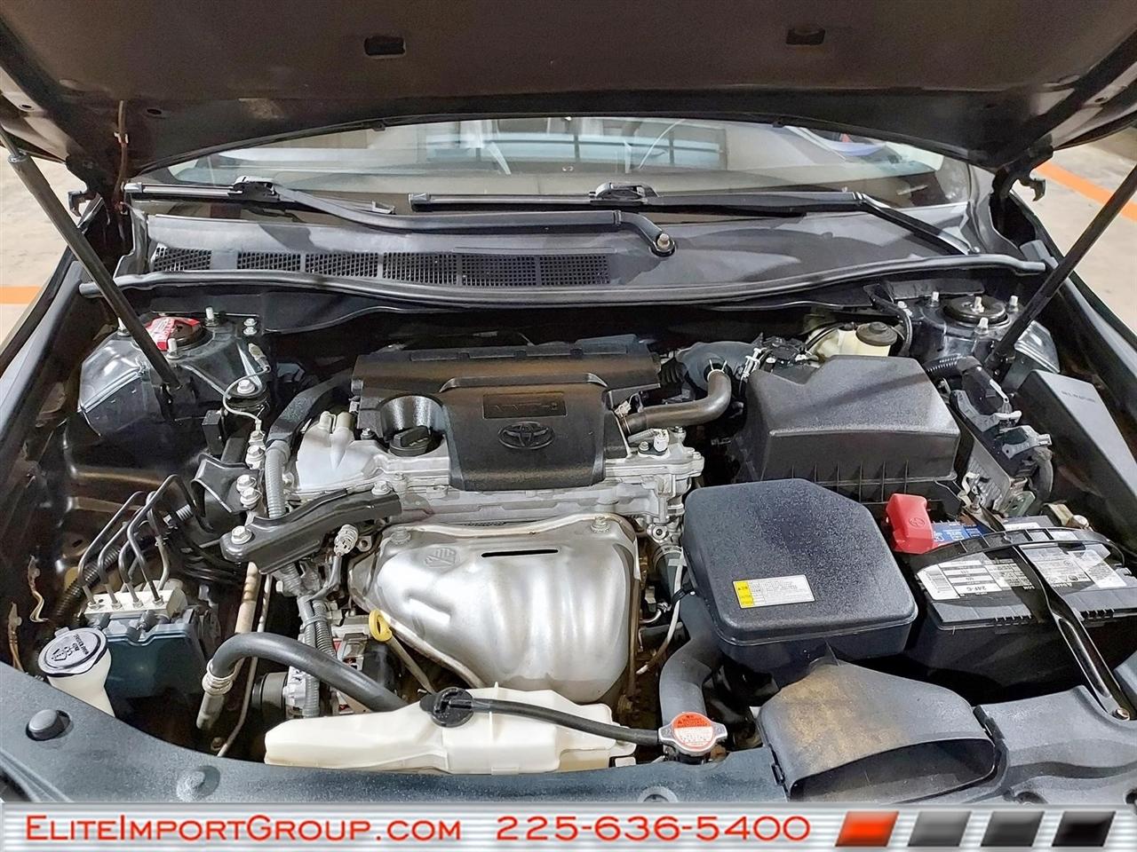 Toyota Camry 4dr Sdn I4 Auto SE w/Special Edition Pkg (Natl) 2016