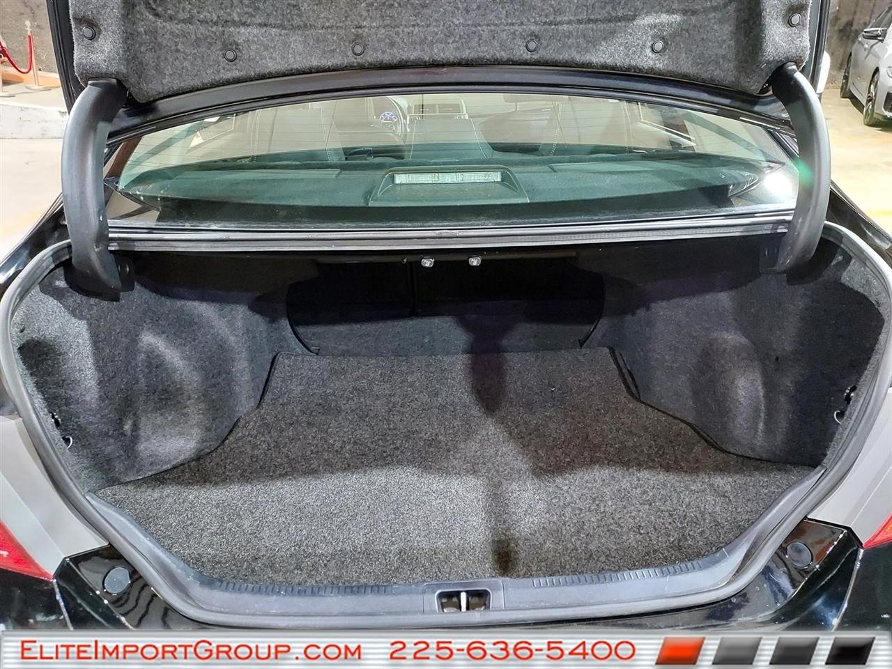 Toyota Camry 4dr Sdn I4 Auto SE w/Special Edition Pkg (Natl) 2016