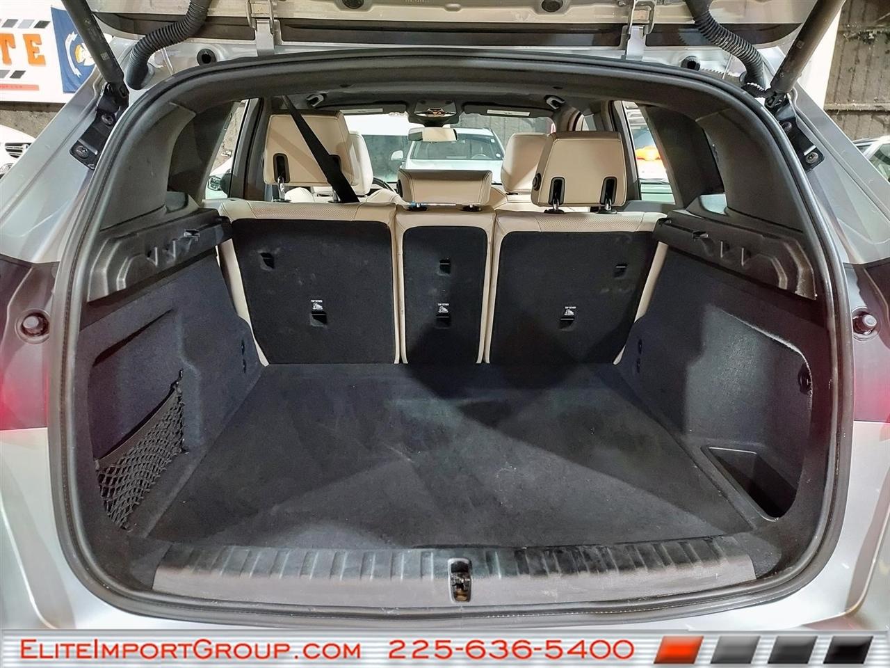 BMW X1 xDrive28i Sports Activity Vehicle 2025