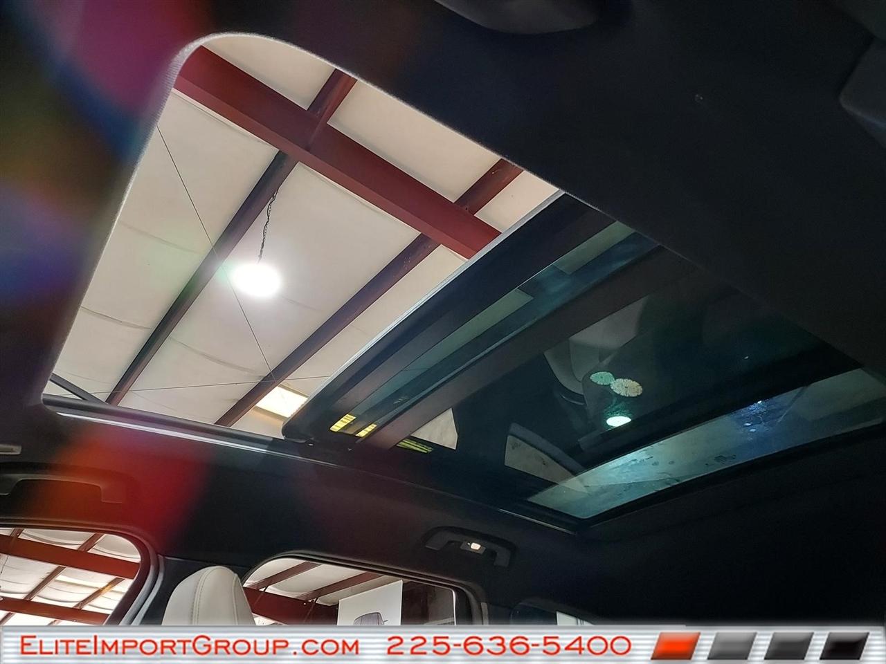 BMW X1 xDrive28i Sports Activity Vehicle 2025