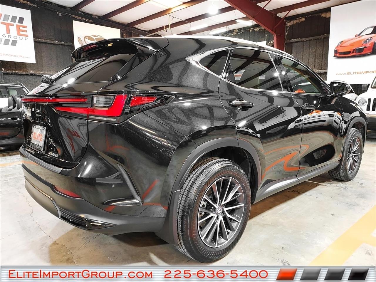 Lexus NX NX 250 Premium FWD 2024