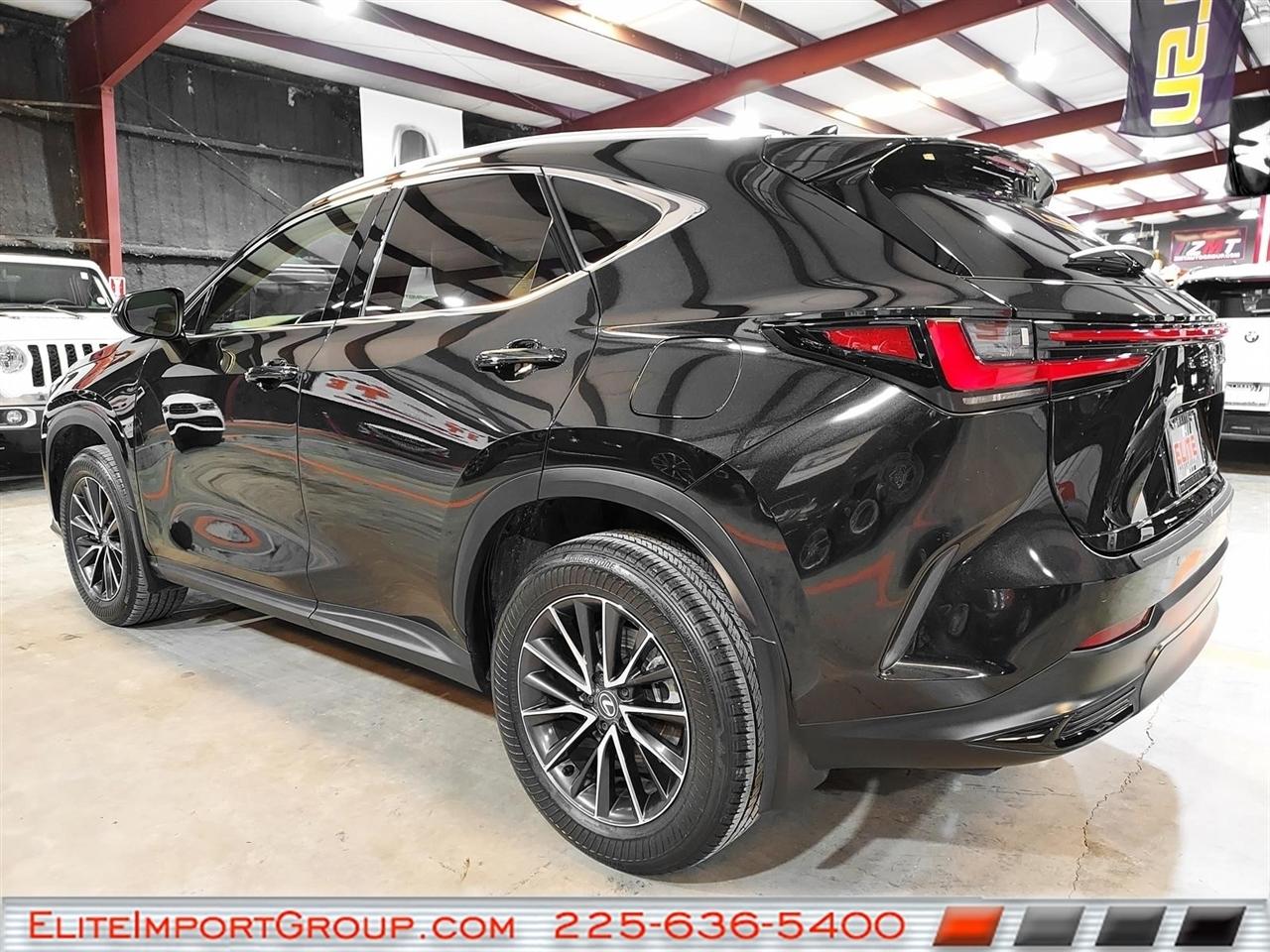 Lexus NX NX 250 Premium FWD 2024
