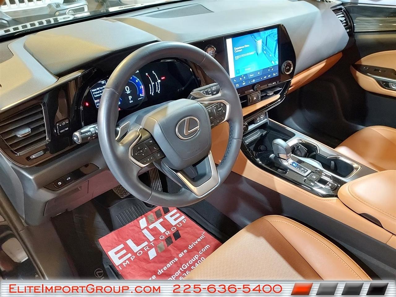 Lexus NX NX 250 Premium FWD 2024