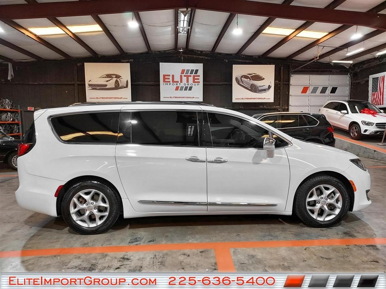 Chrysler Pacifica Limited FWD 2019