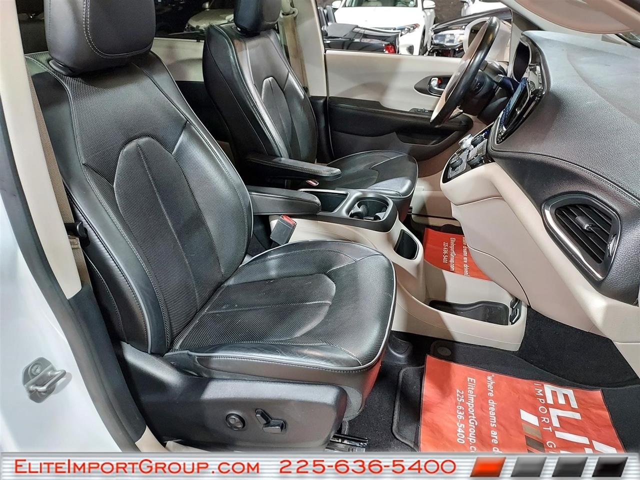 Chrysler Pacifica Limited FWD 2019