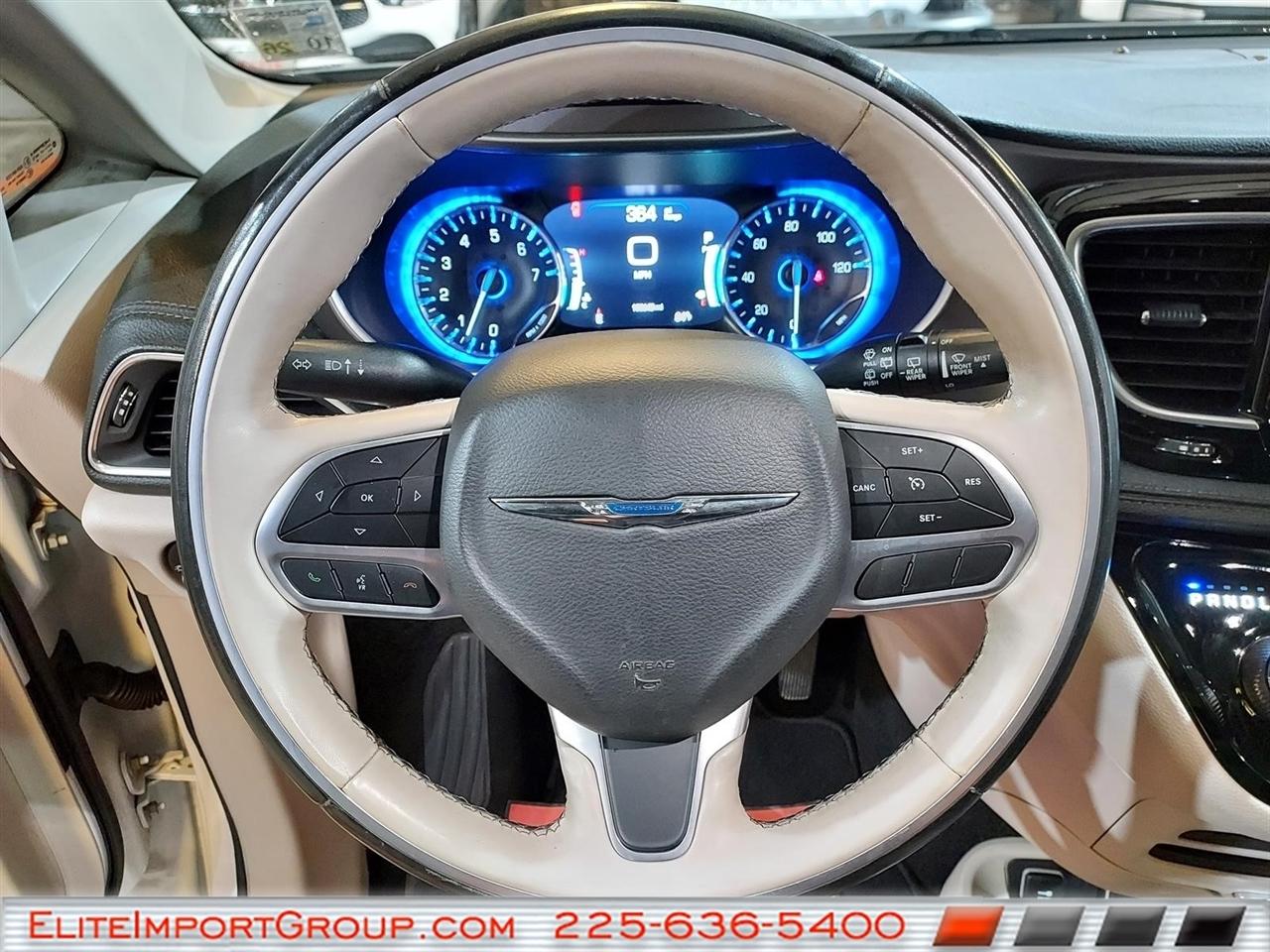 Chrysler Pacifica Limited FWD 2019