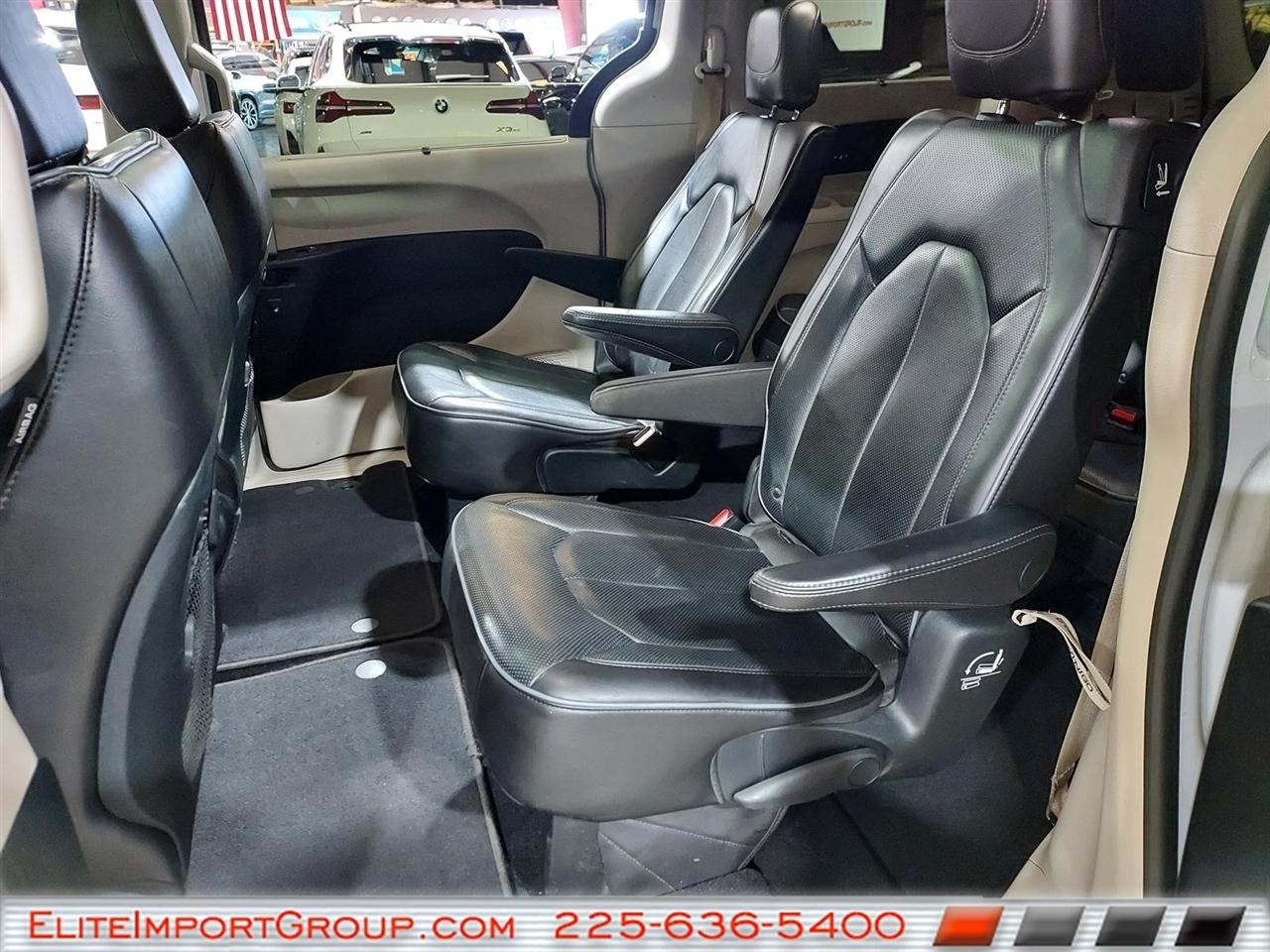 Chrysler Pacifica Limited FWD 2019
