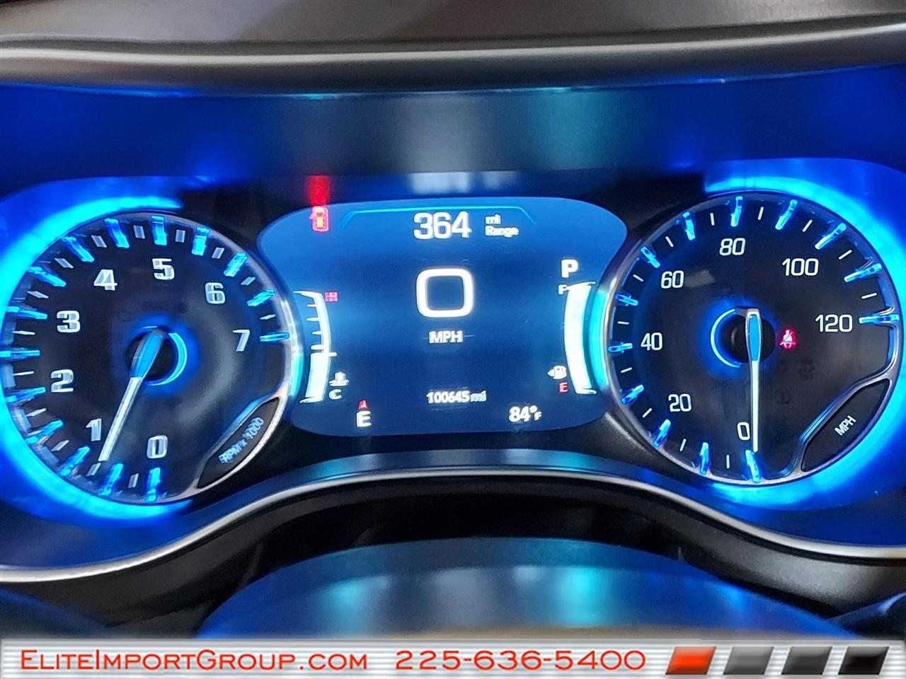 Chrysler Pacifica Limited FWD 2019