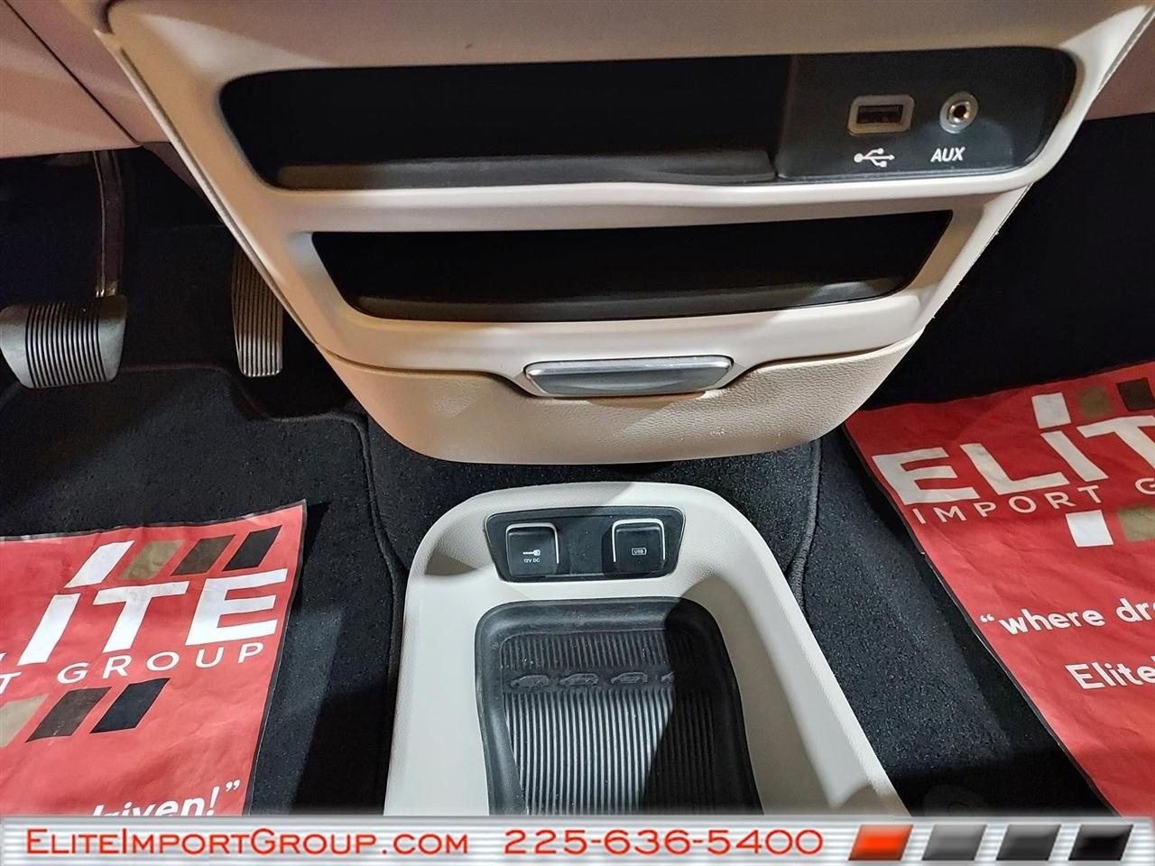 Chrysler Pacifica Limited FWD 2019
