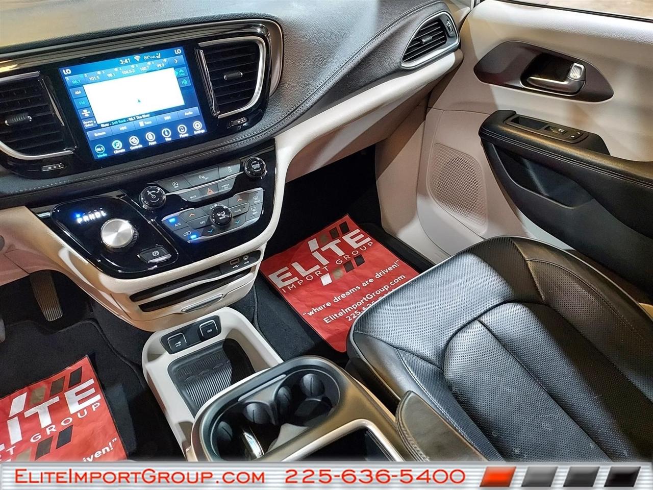 Chrysler Pacifica Limited FWD 2019