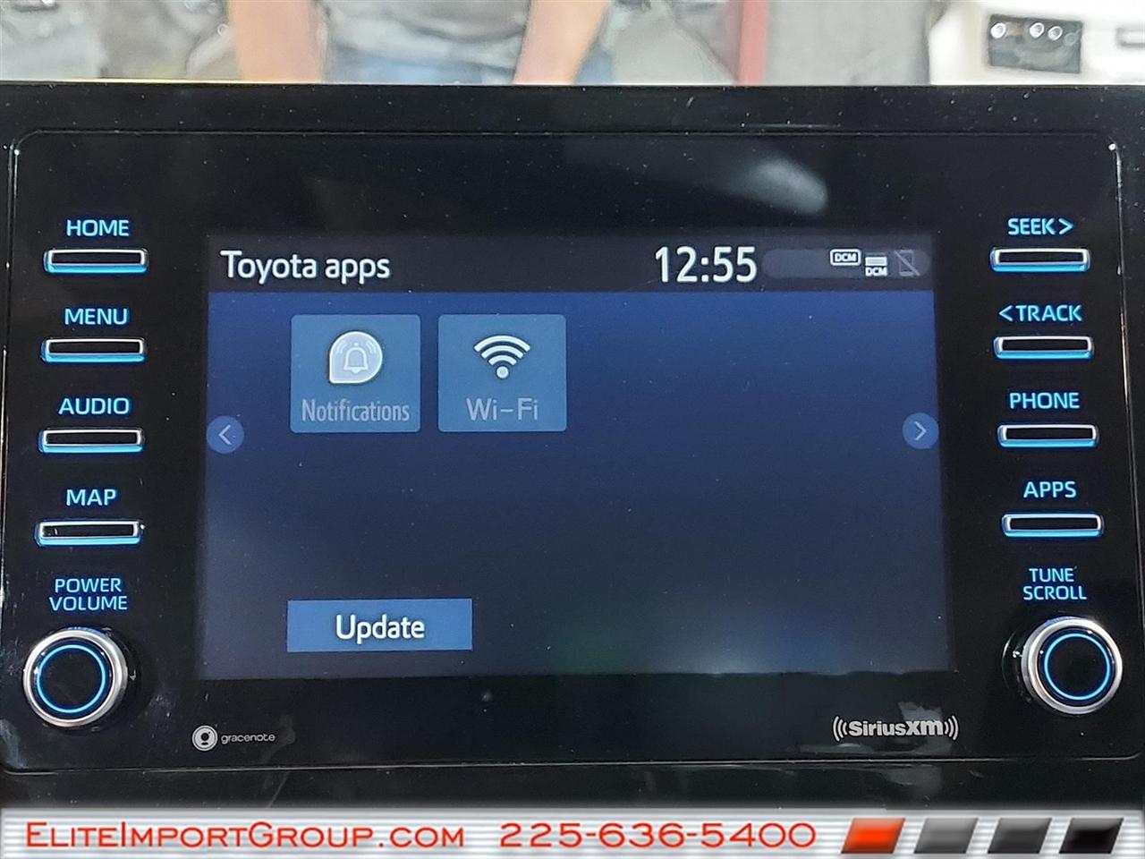 Toyota Camry SE Auto (Natl) 2022