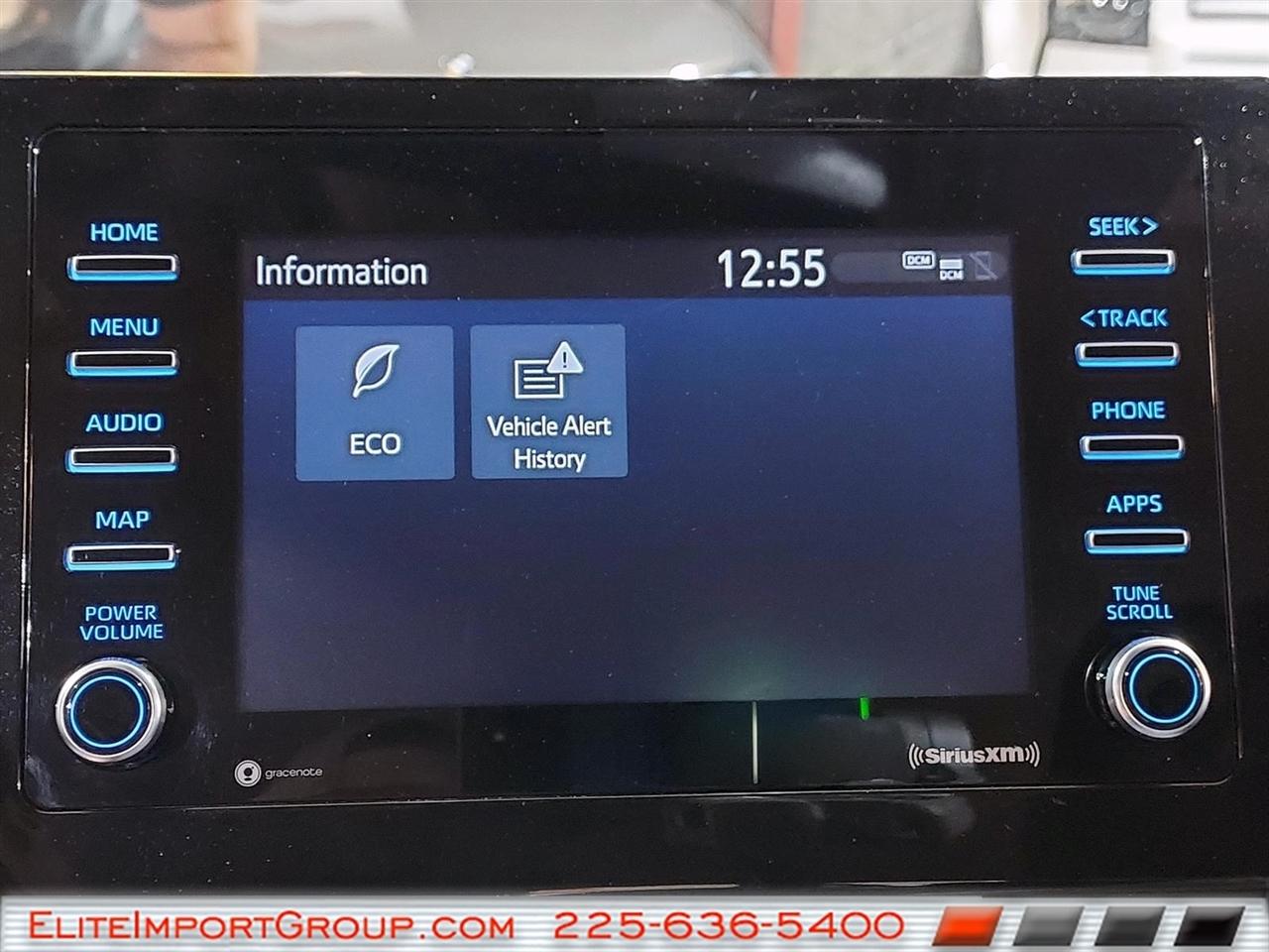 Toyota Camry SE Auto (Natl) 2022