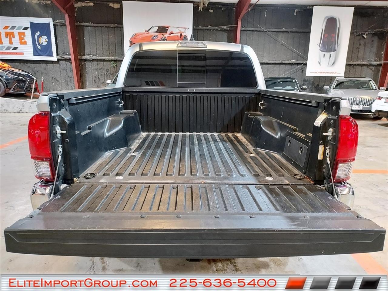 Toyota Tacoma 2WD TRD Off Road Double Cab 5' Bed V6 AT (Natl) 2022