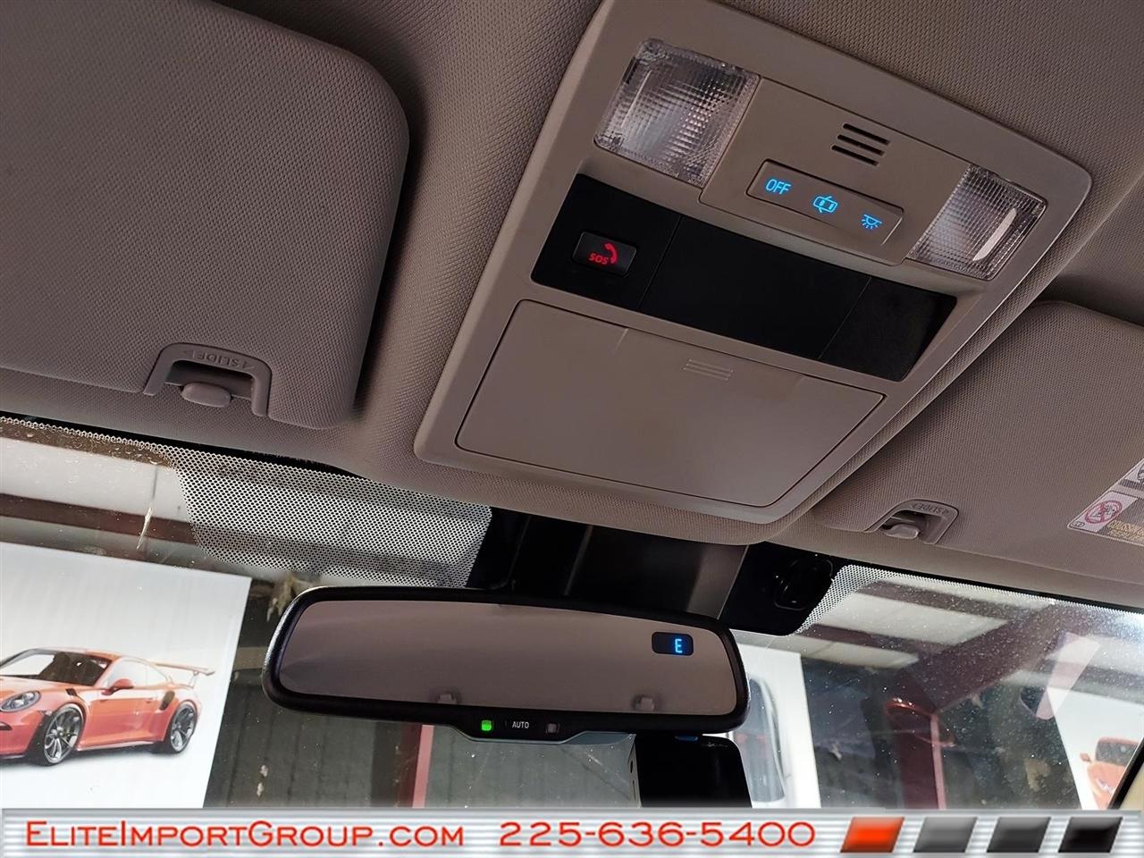 Toyota Tacoma 2WD TRD Off Road Double Cab 5' Bed V6 AT (Natl) 2022