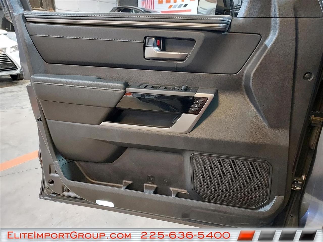 Toyota Tundra 2WD Limited CrewMax 5.5' Bed (Natl) 2026