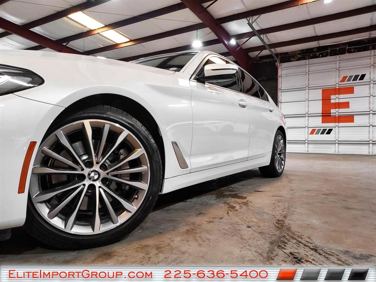 BMW 5 Series 530i Sedan 2022