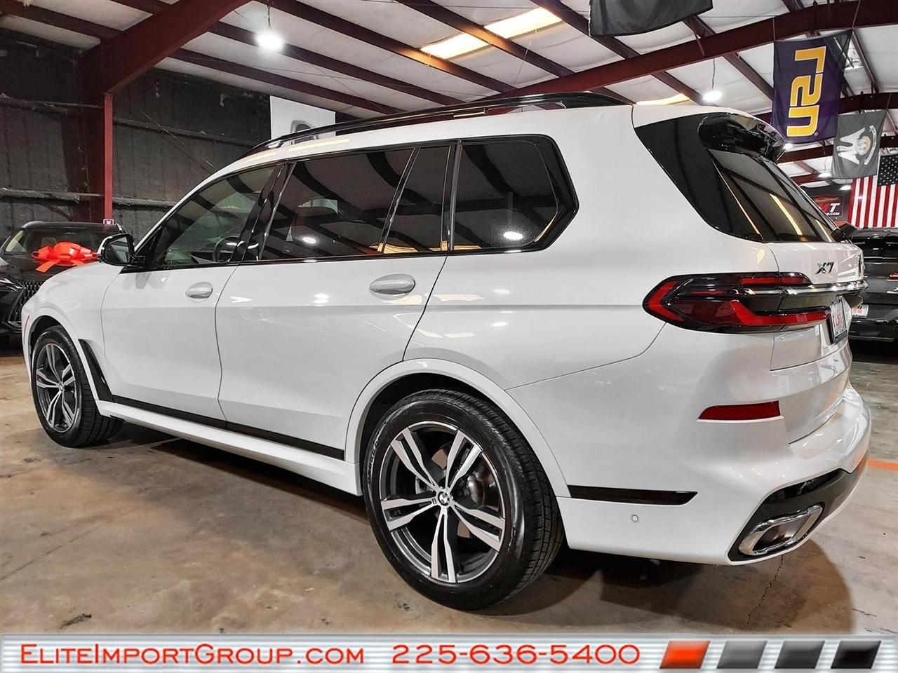 BMW X7 xDrive40i Sports Activity Vehicle 2026