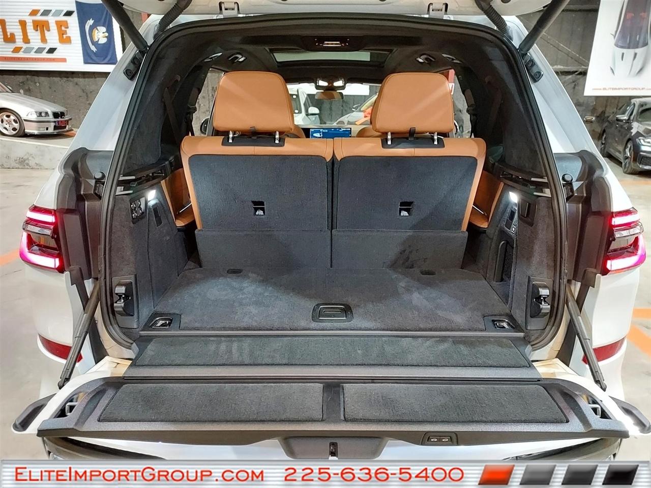 BMW X7 xDrive40i Sports Activity Vehicle 2026