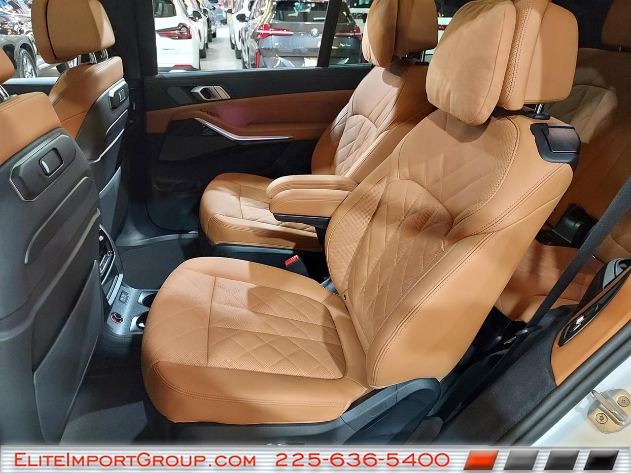 BMW X7 xDrive40i Sports Activity Vehicle 2026