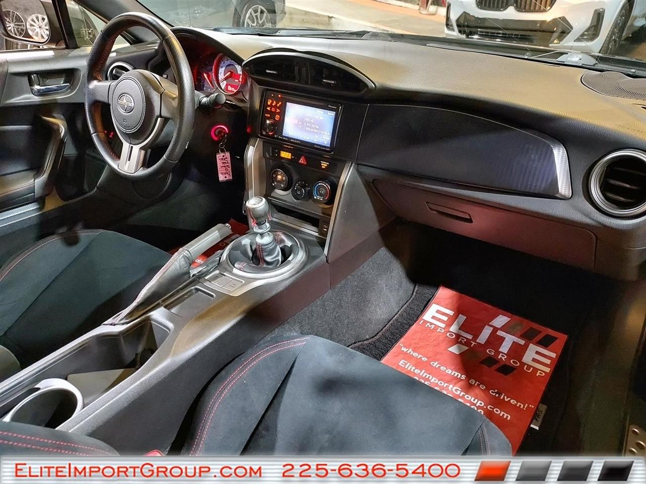 Scion FR-S 2dr Cpe Man (Natl) 2013