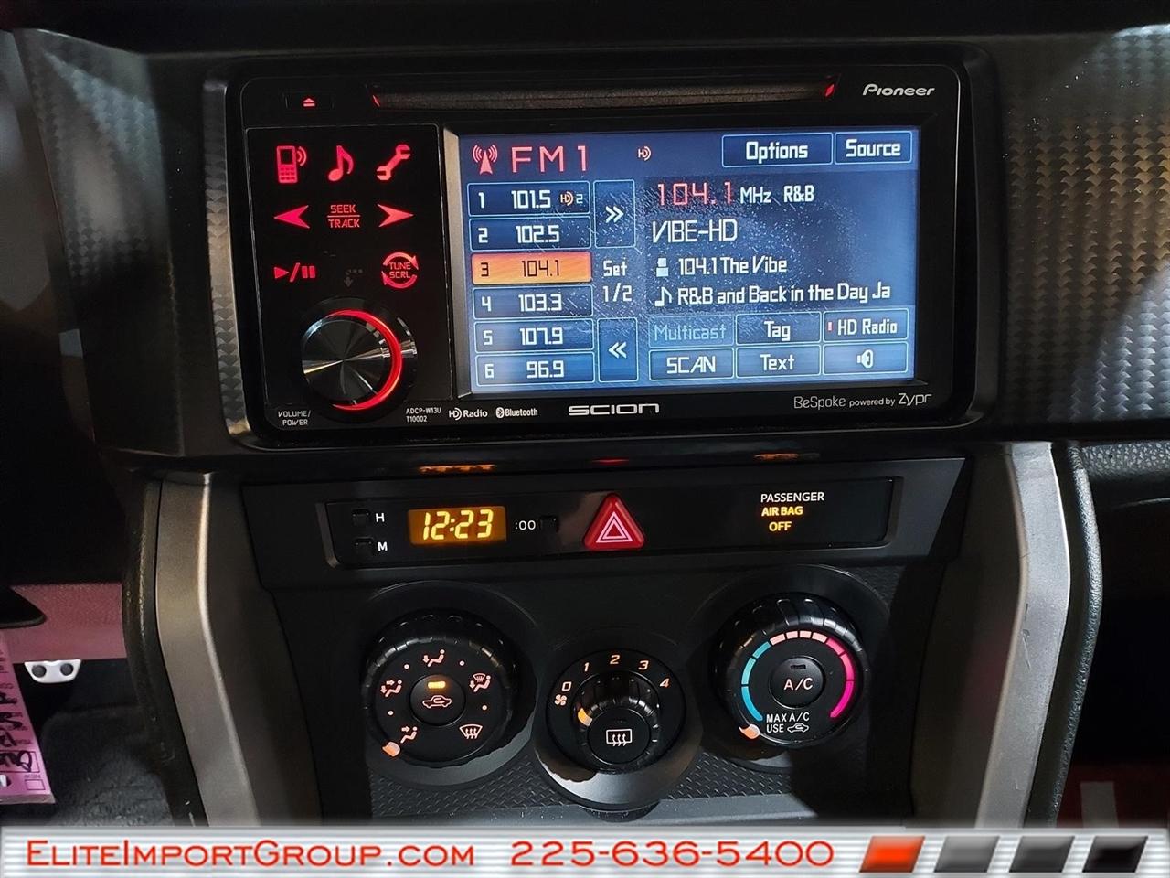 Scion FR-S 2dr Cpe Man (Natl) 2013