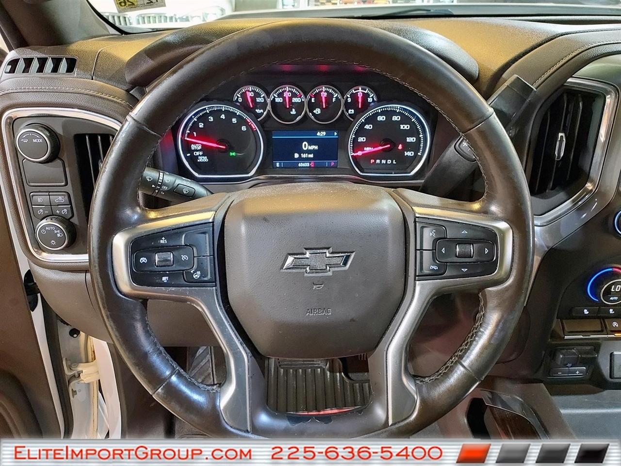 Chevrolet Silverado 1500 2WD Crew Cab 147" RST 2021