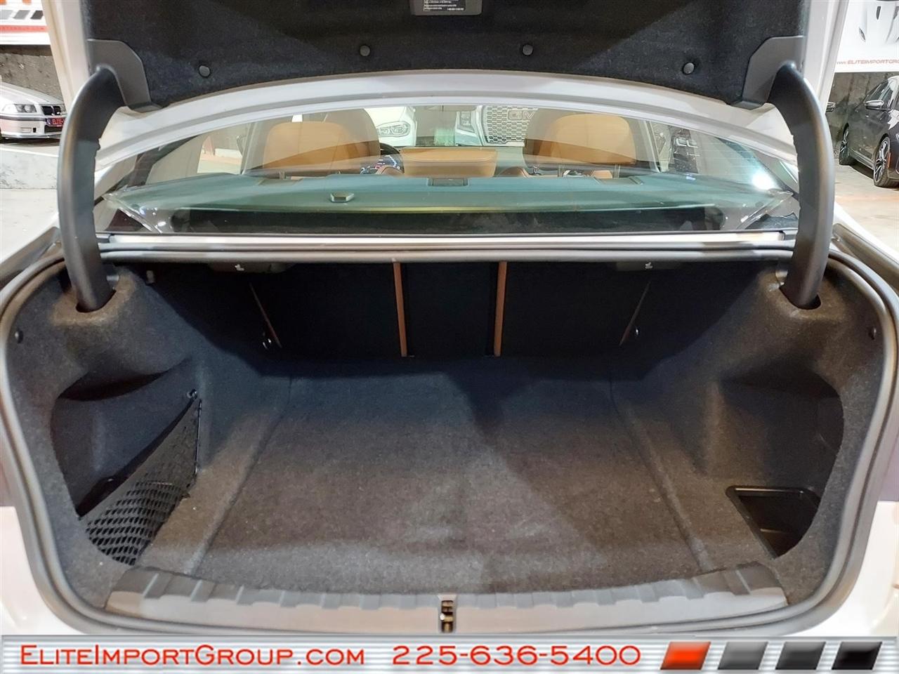 BMW 3 Series 330i NA xDrive Sedan 2026
