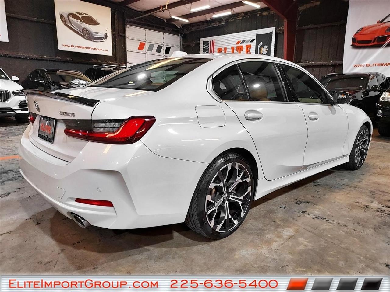 BMW 3 Series 330i NA Sedan 2026