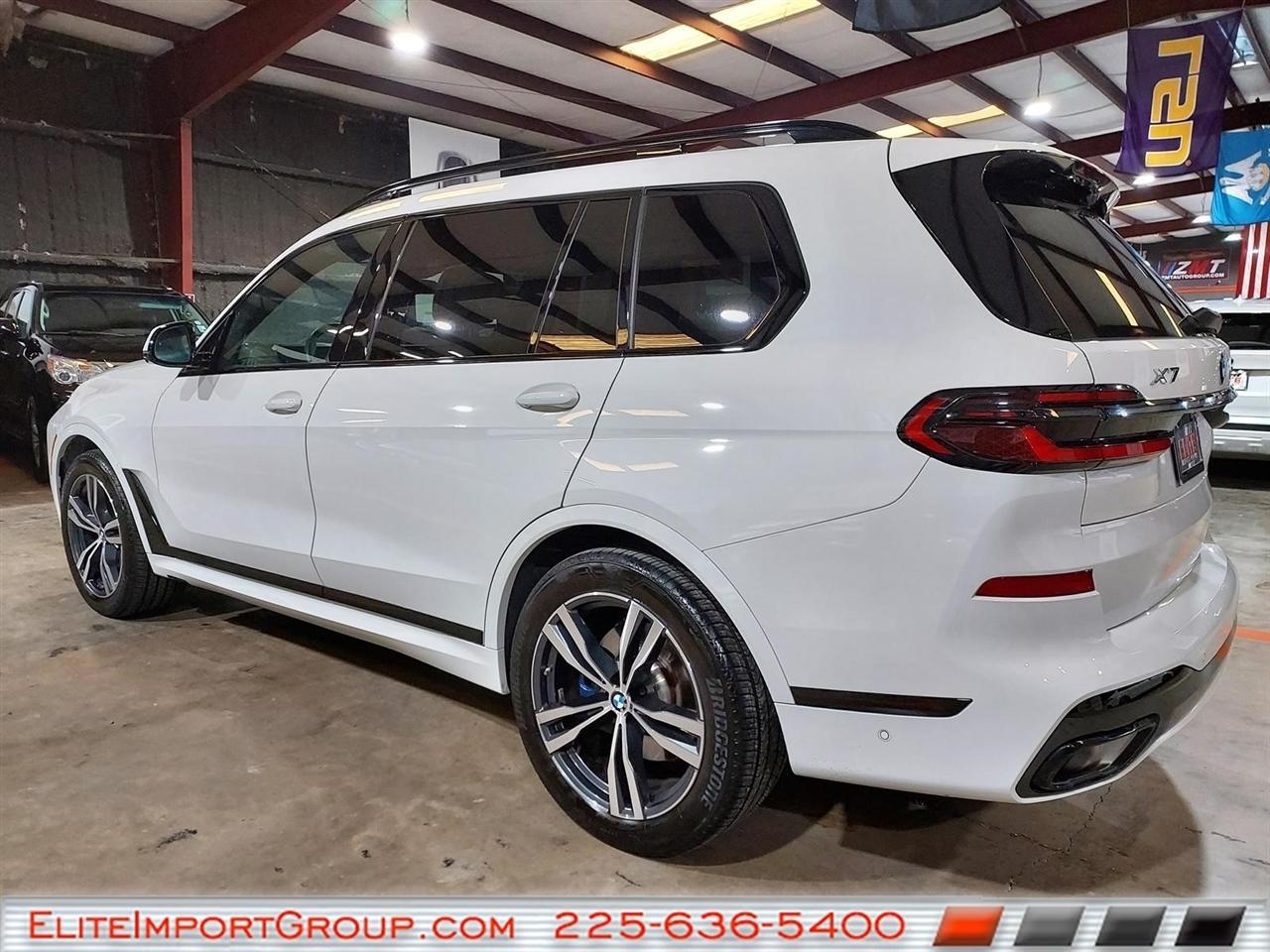 BMW X7 xDrive40i Sports Activity Vehicle 2026