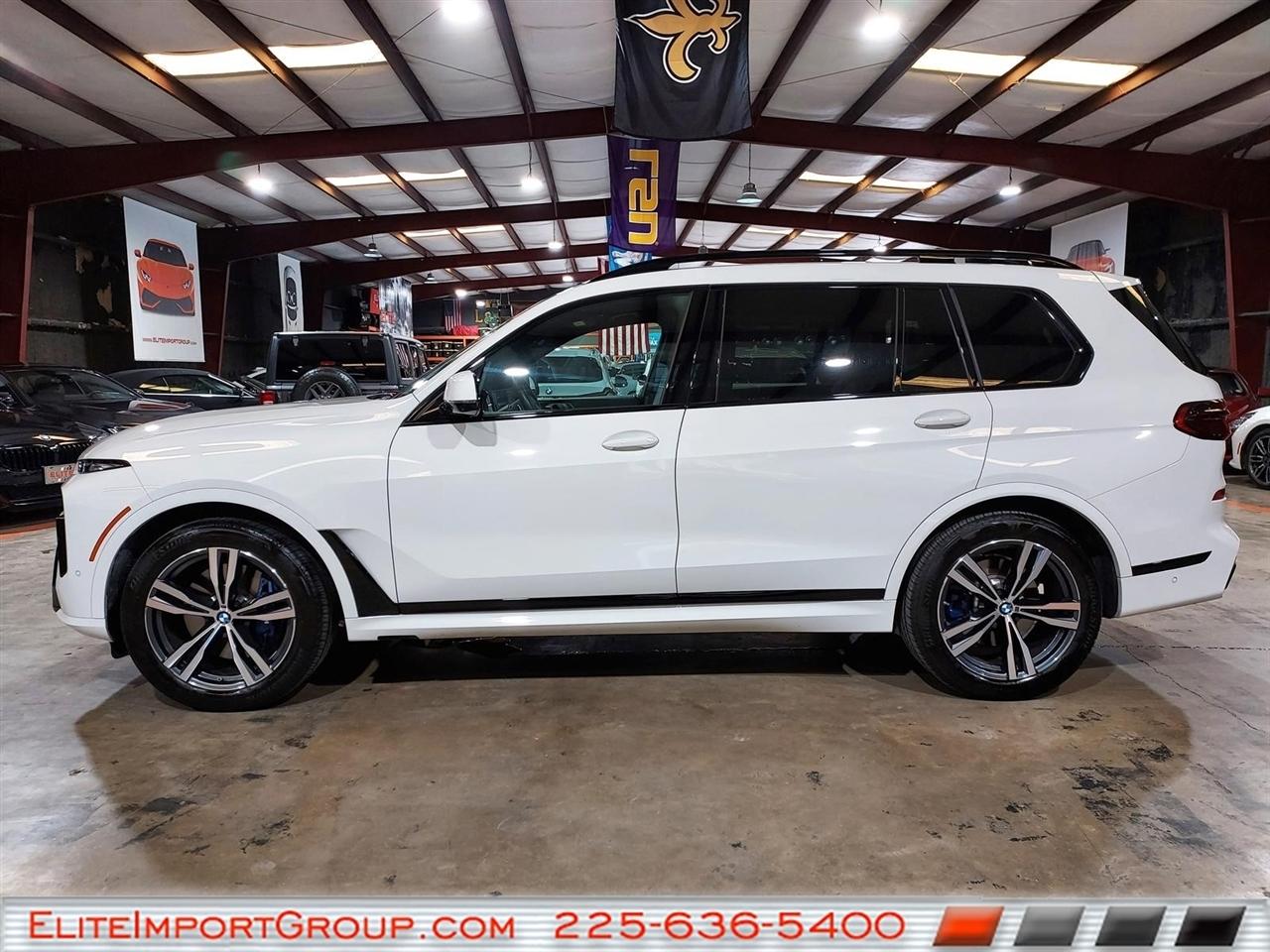 BMW X7 xDrive40i Sports Activity Vehicle 2026