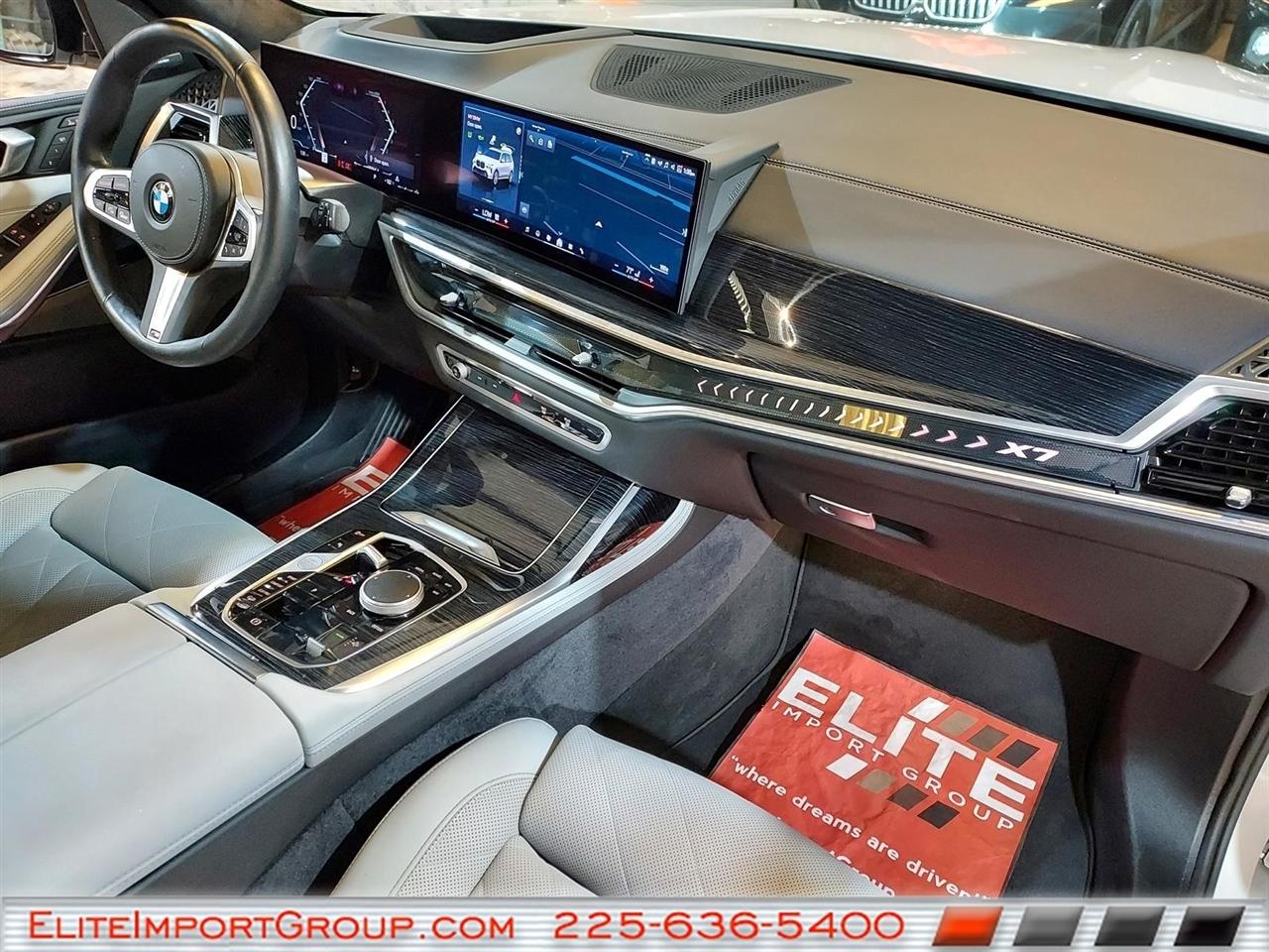 BMW X7 xDrive40i Sports Activity Vehicle 2026