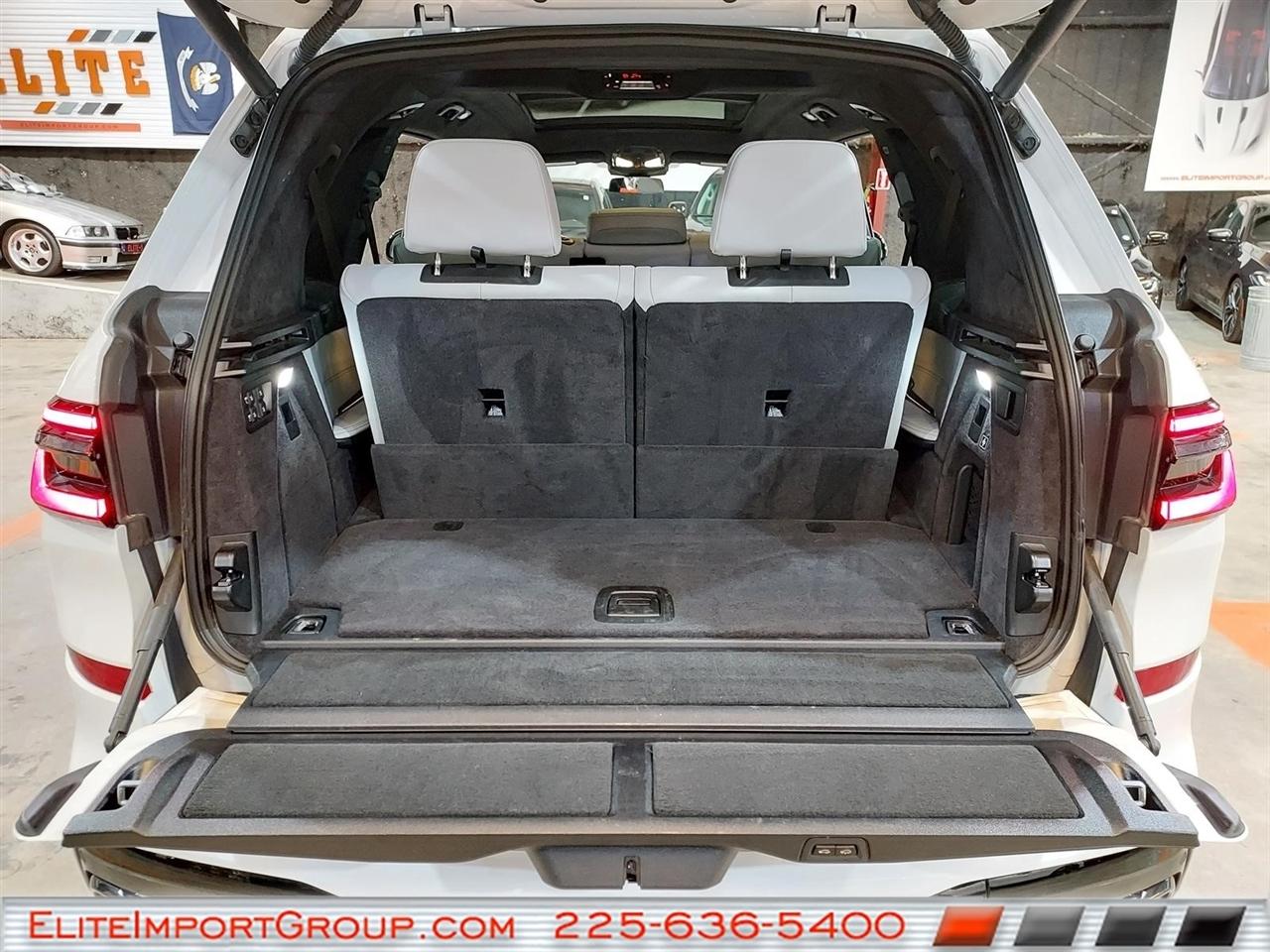BMW X7 xDrive40i Sports Activity Vehicle 2026